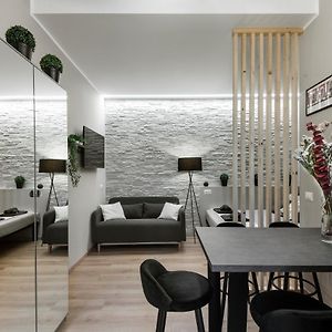 Super Modern And Design Apartment, A Due Passi Dai Navigli
